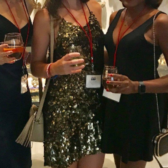 Dress - Picture 4 of 7